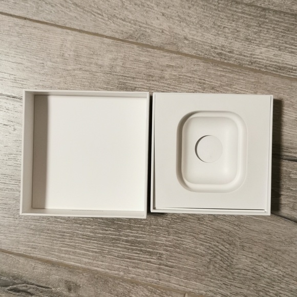 Apple Airpod Paper Box - Picture 3 of 3